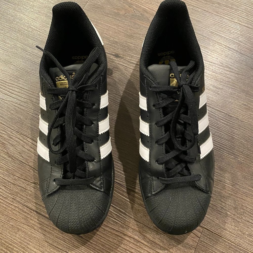 Adidas Originals Superstar Shoes-Black/Gold